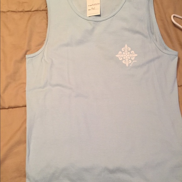 Comfort Colors sleeveless T-Shirt - Picture 2 of 4